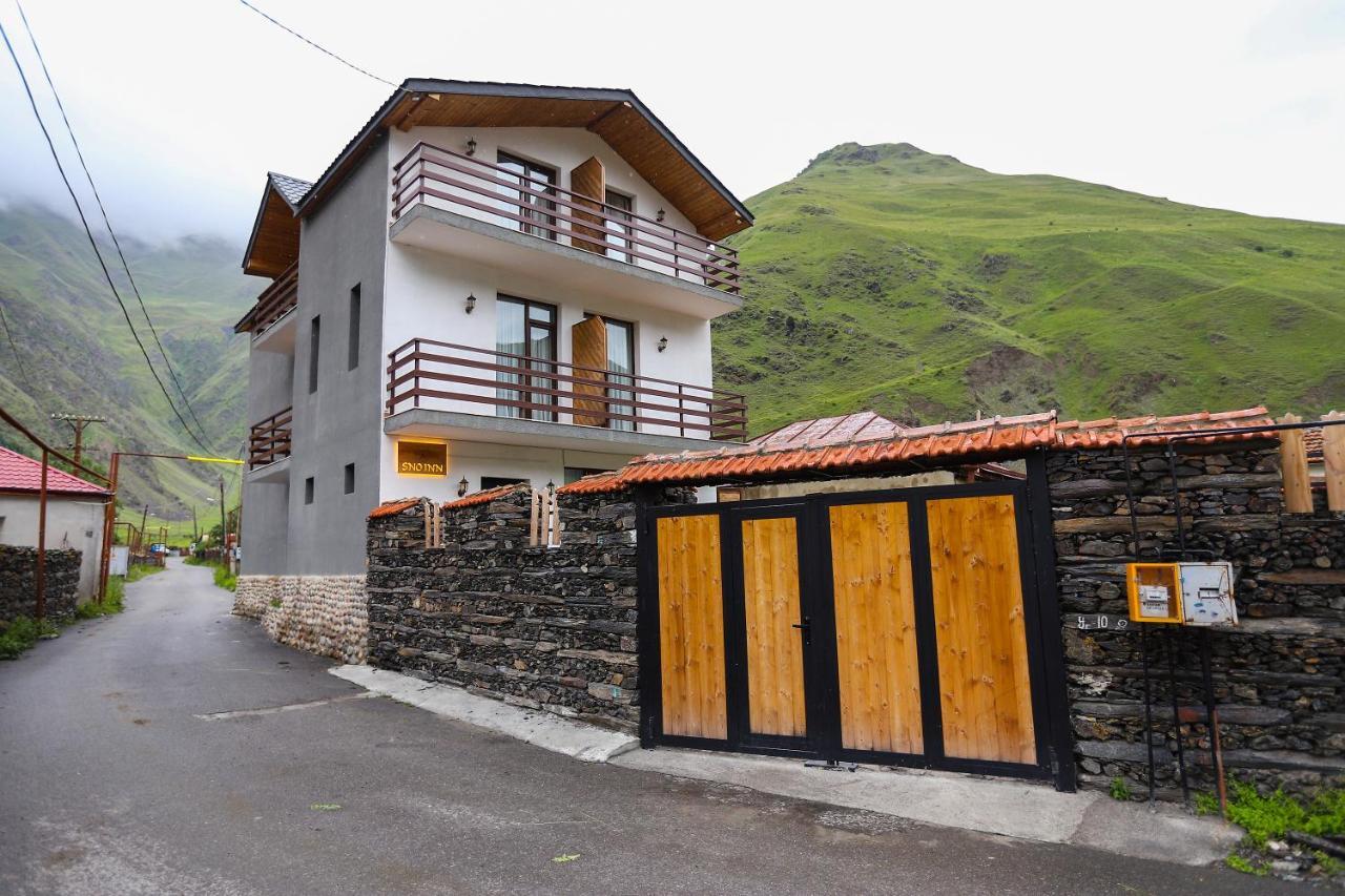 Sno Inn Kazbegi Esterno foto