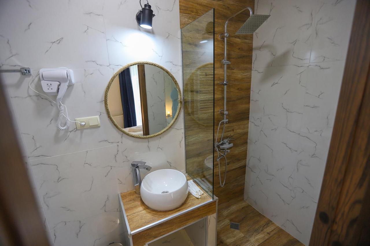 Sno Inn Kazbegi Esterno foto